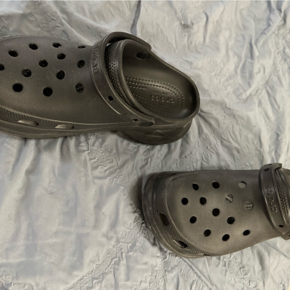 Women Platform CROCS. Size 9 🖤 - Picture 2 of 4